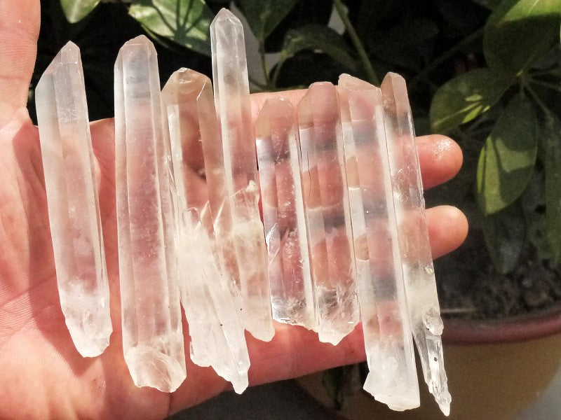Madagascar Natural White Crystal Hexagonal Prism Rough Stone Specimen Small Crystal Column Rough Stone